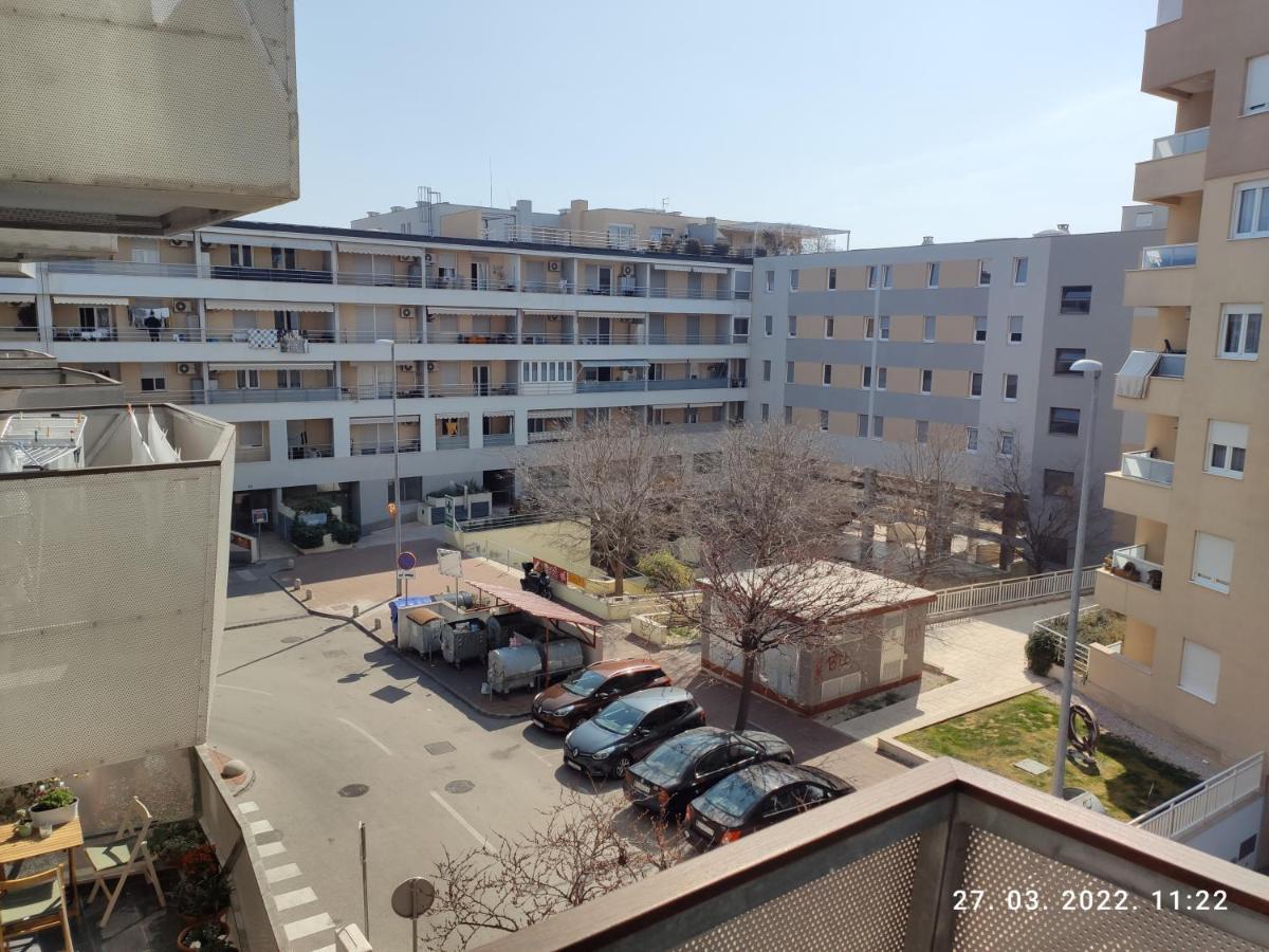 Appartamento Apartman Antonela With Free Garage Parking Spalato Esterno foto